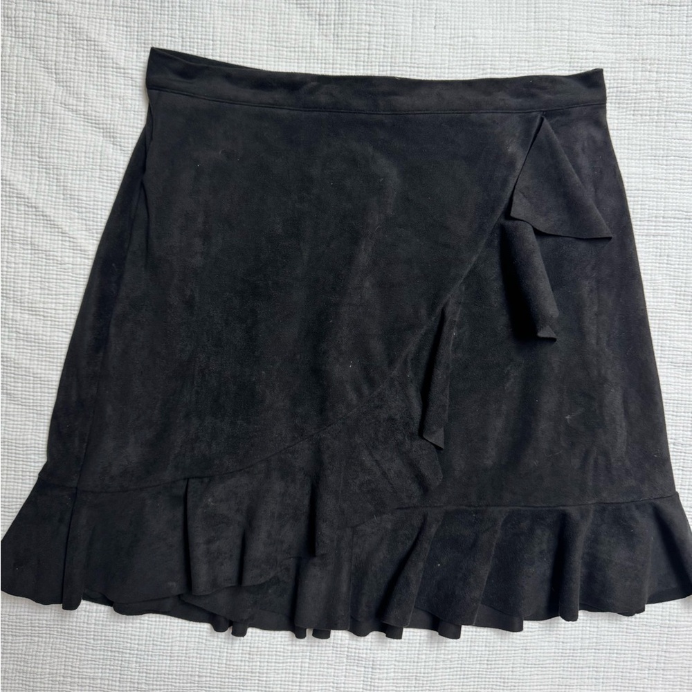 Suede BB Dakota Skirt Size 4